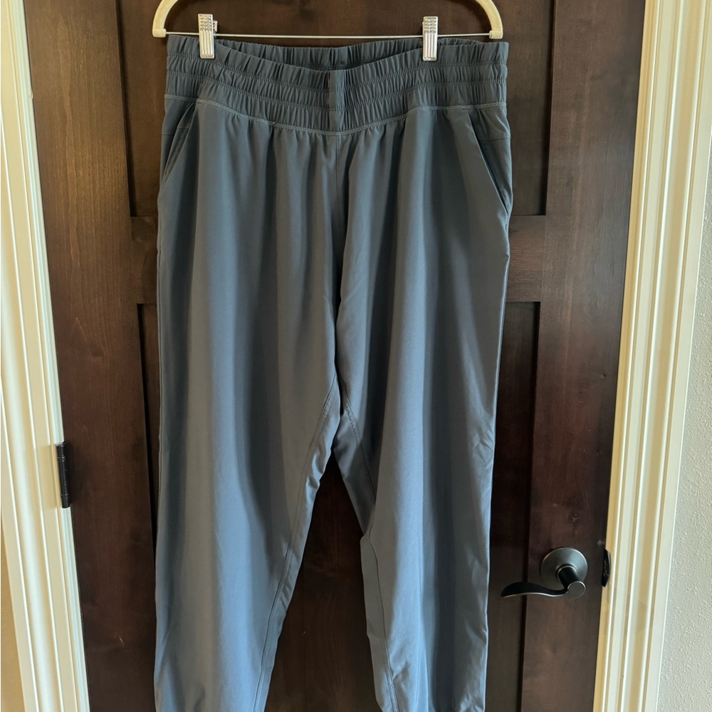 Free Fly Apparel Women's Navy Jogger Pants